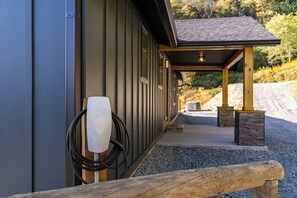 Property grounds - Blackberry Hill: Views, Hot Tub, Pool Table, Big Dog Friendly! (Blowing Rock)