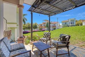 Terrace/patio - Spacious 3BR Cabo Stay, Perfect Family Vacations (Cabo San Lucas)