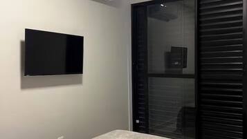 Bügeleisen/Bügelbrett, WLAN, Bettwäsche