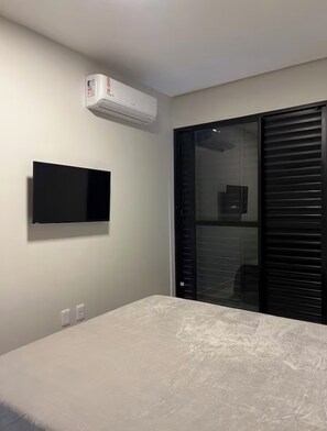 Bügeleisen/Bügelbrett, WLAN, Bettwäsche