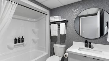 Family Suite, Balcony | Bathroom | Shower, hair dryer, towels, soap