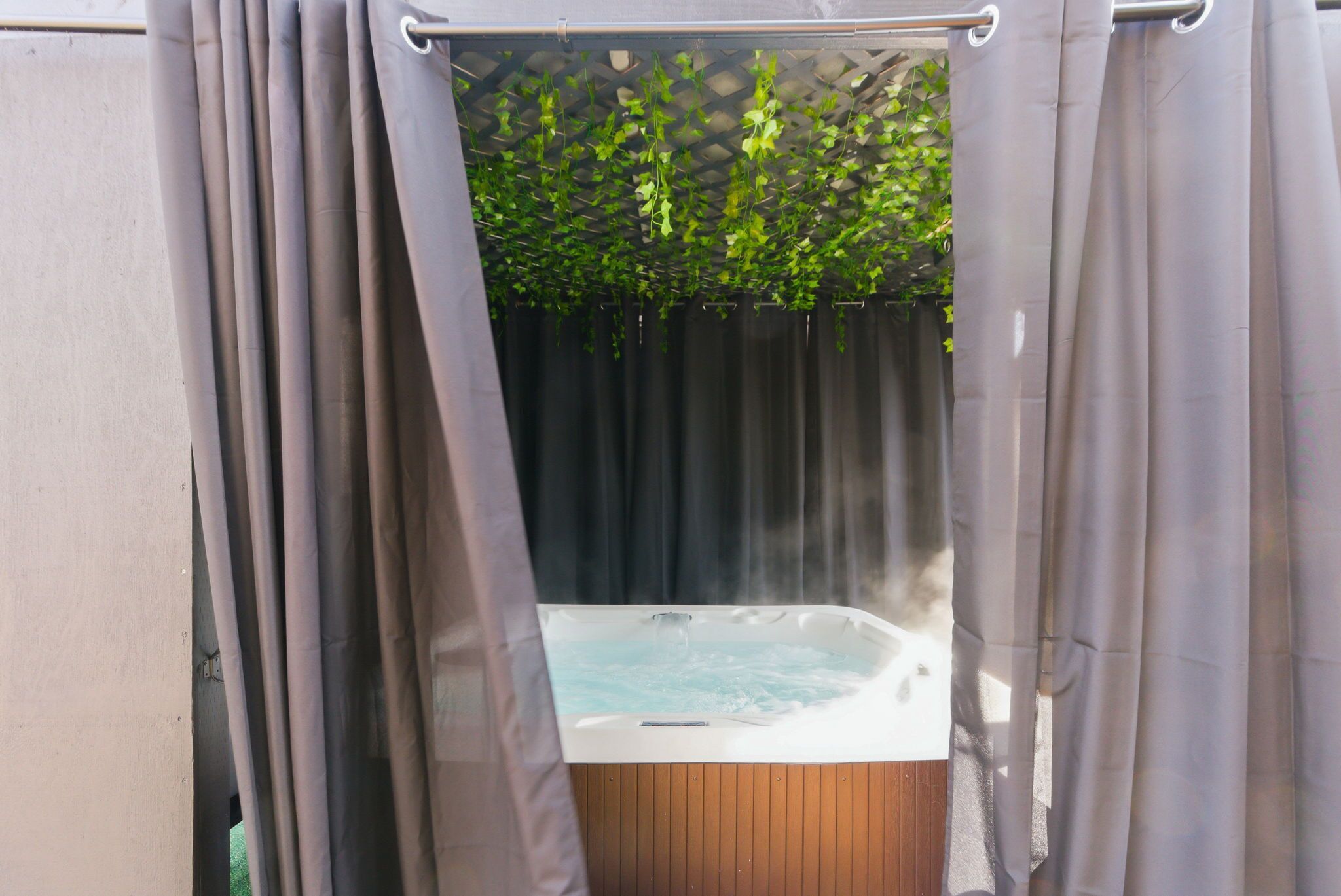 Bain à remous extérieur