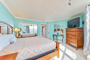 1 bedroom, iron/ironing board, free WiFi, bed sheets - Oceanfront Escape with Pool, Balcony & Direct Beach Access (Daytona Beach)