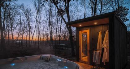 Family-Friendly Cabin with Hot Tub, Sauna, Firepit with Loft, Sleeps 12