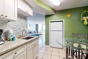 Fridge, microwave, oven, stovetop - Oceanfront Balcony Condo w/ Pool, Full Kitchen & Sleeps 6 Comfortably (Daytona Beach)