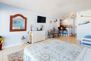 1 bedroom, iron/ironing board, free WiFi, bed sheets - Beachfront Studio with Balcony & Pool – Walk to Boardwalk Fun (Daytona Beach)