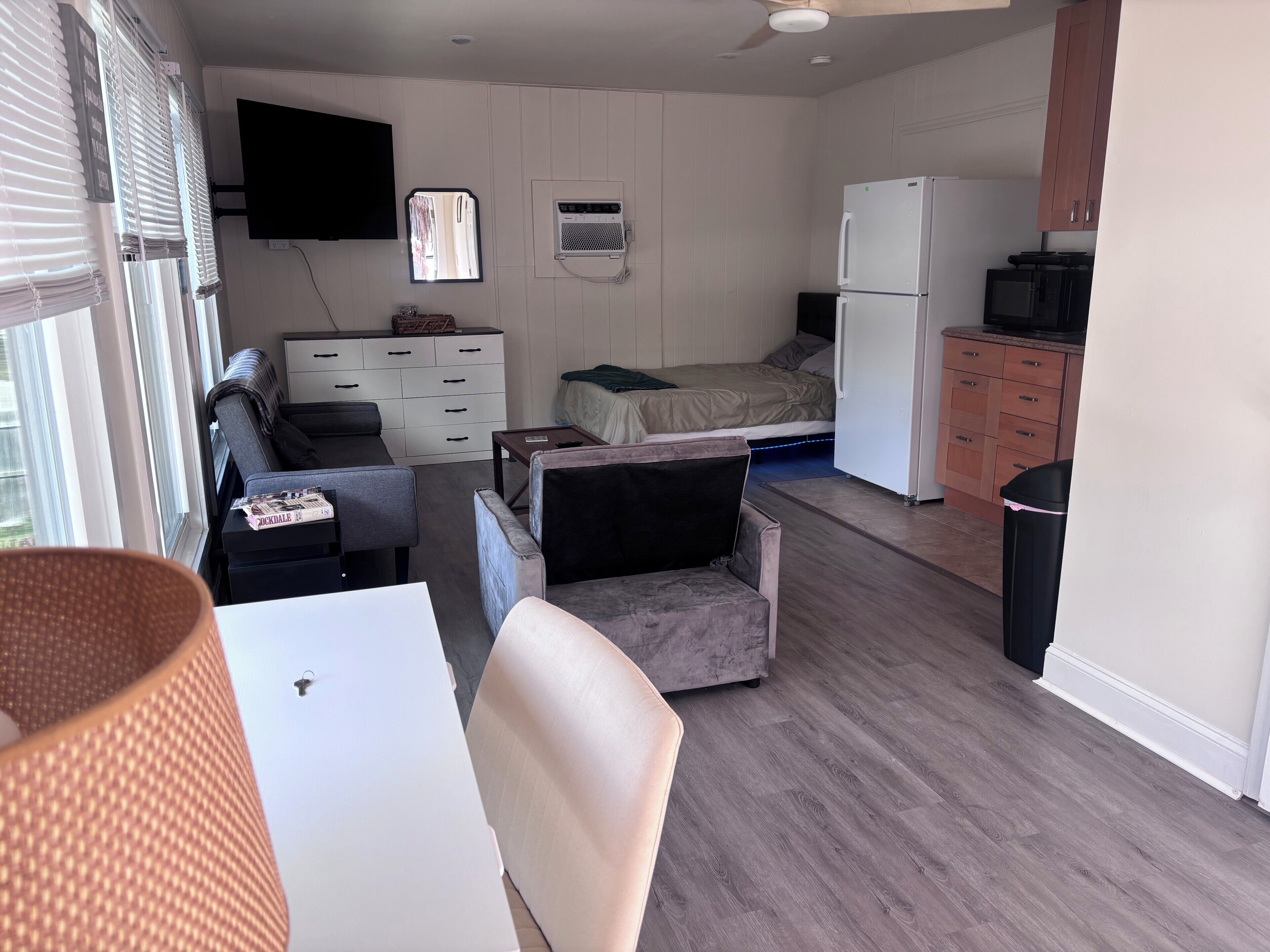 1 chambre, bureau, Wi-Fi gratuit, draps fournis