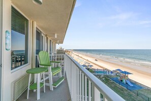 Property grounds - Oceanfront Views + Pool, Balcony & Hot Tub at Harbour Beach Resort (Daytona Beach)