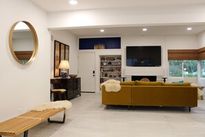 Fernseher