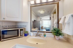 Interior - Oceanfront Studio with Balcony Views & Walkable to Daytona Attractions (Daytona Beach)
