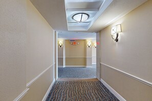 Interior - Chic Oceanfront Studio with Balcony, Pool & Direct Beach Access (Daytona Beach)