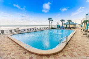 Piscine couverte