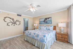 2 bedrooms, iron/ironing board, free WiFi, bed sheets - Oceanfront 10th-Floor Condo w/ Balcony, Pool, & Direct Beach Access (Daytona Beach Shores)
