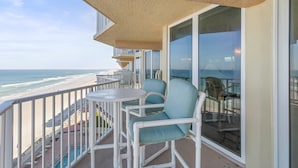 Property grounds - Elegant Oceanfront Condo w/ Balcony, Pool & Steps to Beach (Daytona Beach Shores)