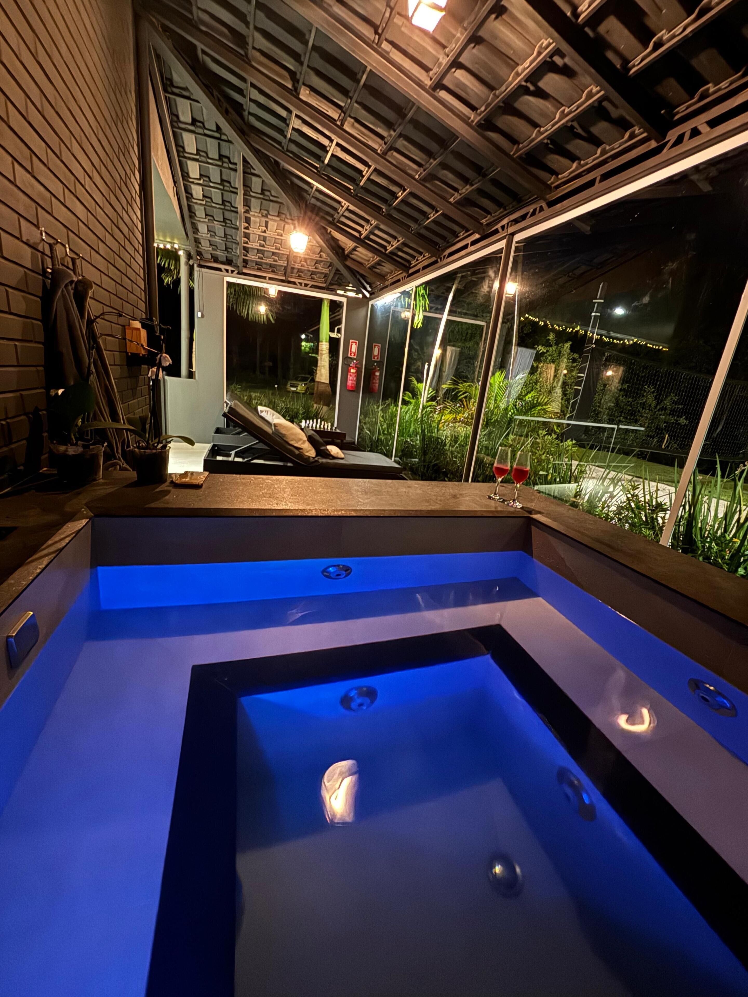 Bain à remous extérieur