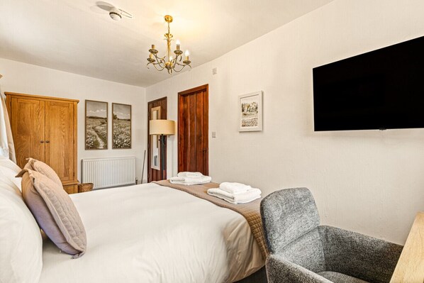 Room - The George Inn Hotel Rooms (Great Missenden)