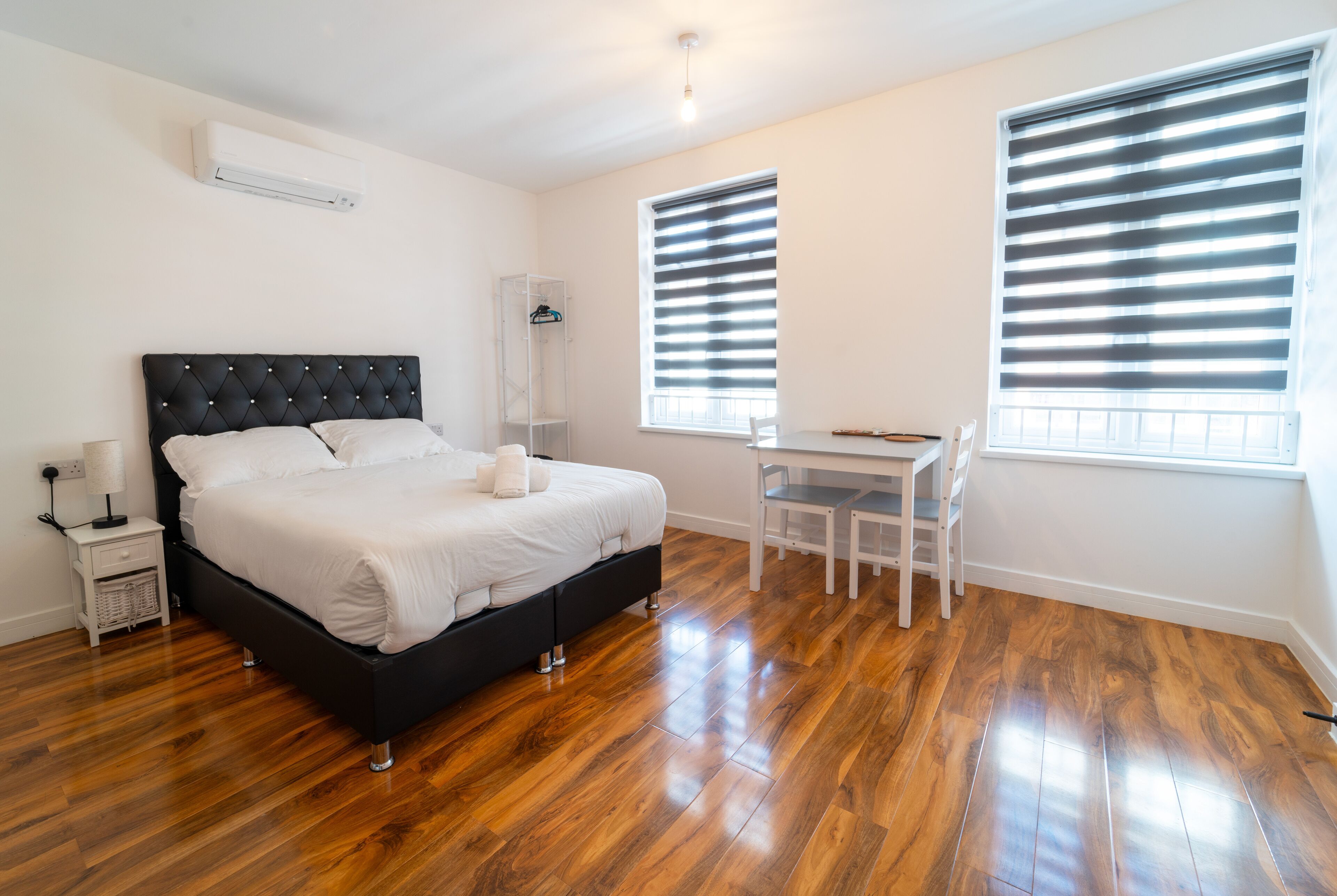 华丽开间 | 办公桌、熨斗/熨衣板、免费 WiFi