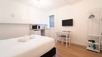 华丽双人房 | 办公桌、熨斗/熨衣板、免费 WiFi