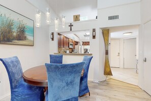 Dining - Modern Retreat with Pool, Tennis & Patio Comfort Near Daytona Beach (Port Orange)