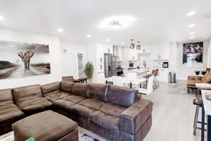 Room - Exotic home 3bed2bath 20min to beach downtown (La Presa)