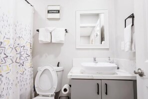 Room - Exotic home 3bed2bath 20min to beach downtown (La Presa)