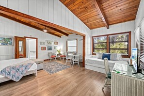 Desk, free WiFi, bed sheets - Oak Grove Escape on the Beach at Resort with Pool, Kayaks, Tennis, and More! (Englewood)