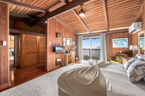 Schreibtisch, kostenloses WLAN, Bettwäsche