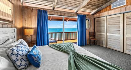 Beachfront Escape with Private Deck, Gulf Views, Resort Pool, Kayaks, and More!