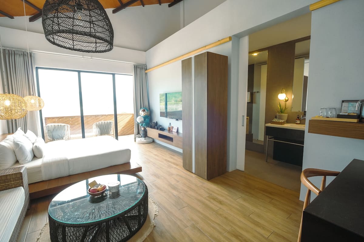 Private Mountain View Room