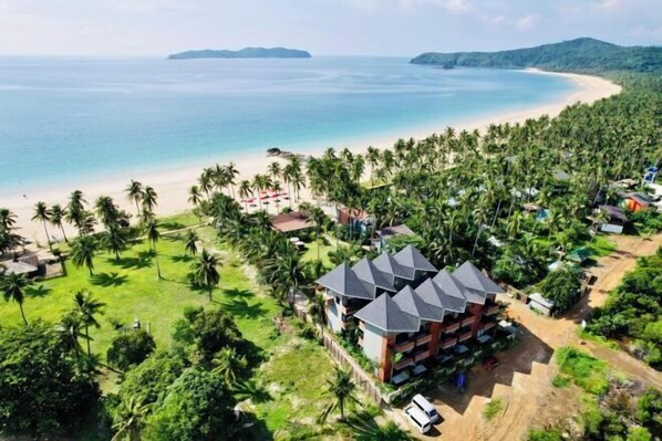 Exterior - Nacpan Beach Resort Managed by H Hospitality Group (El Nido)