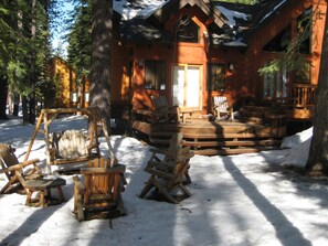 Terrace/patio - 3BR Home | Forest Views, Fireplace, Pool & Shuttle (Truckee)