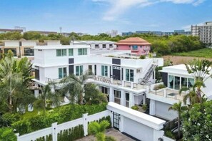 Exterior - New 7BR Pool Villa with Slider - VVP31.4 (Pattaya)