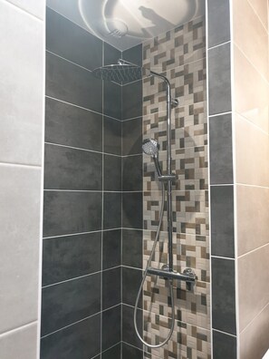Shower, hair dryer, toilet paper - Maisonette 200 m from Grande Plage des Dunes (Bretignolles-sur-Mer)