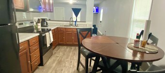 Cozy 2-bedroom house in lovely Ardmore