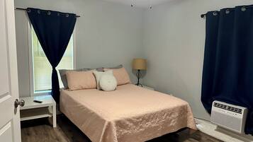 2 chambres, bureau, fer et planche à repasser, Wi-Fi gratuit