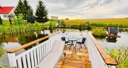 Willa Pałęczyno Pondside Retreat