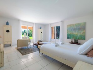 4 bedrooms, iron/ironing board, WiFi, bed sheets - 5-Room Villa with Pool – Mougins Saint-Basile (Mougins)