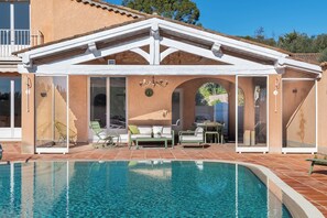Pool - 5-Room Villa with Pool – Mougins Saint-Basile (Mougins)