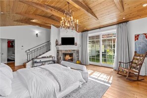 Strykejern/-brett, wi-fi og sengetøy