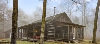 Misty Pines Cabin | Wood Stove • Sauna