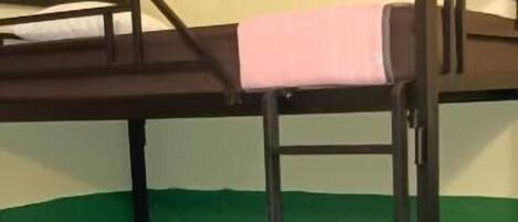 Bed in 6-Bed Mixed Dormitory Room | Free WiFi