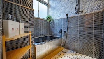 Eco-friendly toiletries, hair dryer, bidet, towels
