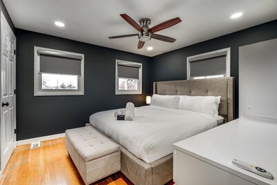 Spacious Home-Private Basement Suite & 2 Kitchens