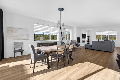 Le Memph Renarde: 3 bedrooms pool hot tub lac Memphrémagog