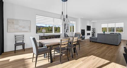 Le Memph Renarde: 3 bedrooms pool hot tub lac Memphrémagog