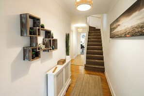 Interior - Sydenham Haven: 2-Bedroom Retreat by the Park (London)