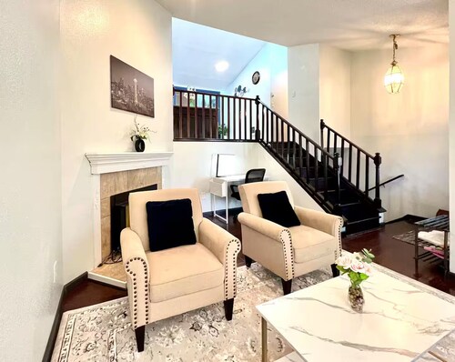 Modern Remodeled 3BR Home in Tacoma w/ Entertainment Room — Perfect for Families