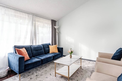 Modern Remodeled 3BR Home in Tacoma w/ Entertainment Room — Perfect for Families