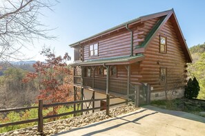 Exterior - Unrivaled - Treehouse-Style Interior with Spa Bath, Hot Tub, Theater & Firepit (Sevierville)