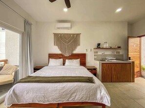 1 bedroom, free WiFi, bed sheets - KUUN: King Studio, Ocean Views from 3rd Floor (Puerto Morelos)
